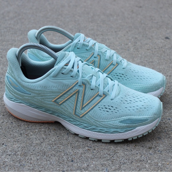 Ladies New Balance Blue Sneaker Sz 8.5 - Picture 3 of 5